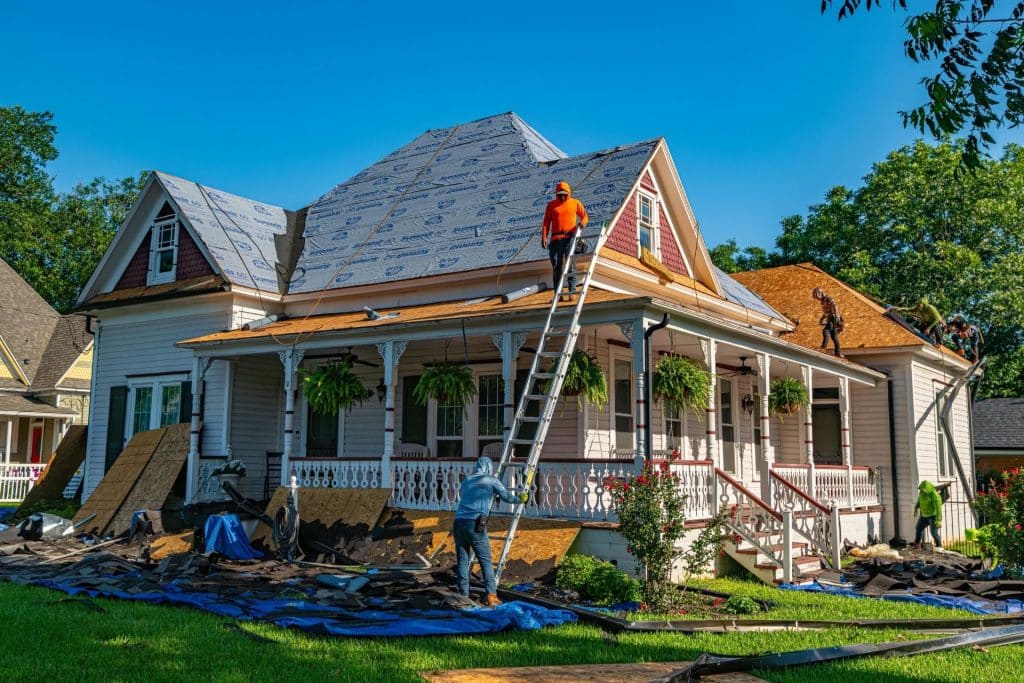 Roofing companies increase their SEO visibility by listing their roofing company on the best directories and business listings online.